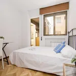 Rent a room of 130 m² in madrid