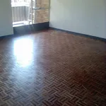 Rent 1 bedroom apartment in Roodepoort