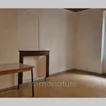 Appartement de 85 m² avec 4 chambre(s) en location à St