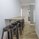 Rent a room of 100 m² in valencia