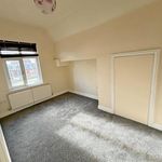 Rent 3 bedroom flat in Blackburn