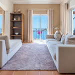 Rent 3 bedroom house of 300 m² in Funchal