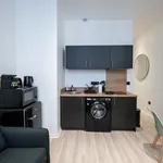 Appartement de 260 m² avec 1 chambre(s) en location à Lyon