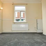 Rent 3 bedroom flat in Stoke-on-Trent