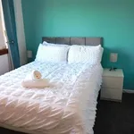 Rent 2 bedroom apartment in Scotland