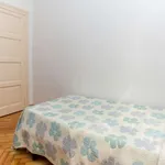 Rent a room of 150 m² in madrid