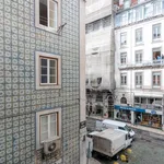 Rent 3 bedroom apartment in Lisbon