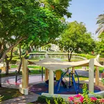 Rent 2 bedroom house of 176 m² in Dubai