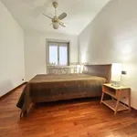 Rent 2 bedroom apartment of 99 m² in Milan