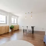 Alquilo 4 dormitorio apartamento de 151 m² en Madrid