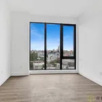 Rent 2 bedroom apartment in Brooklyn