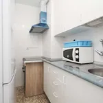 Rent a room of 130 m² in granada