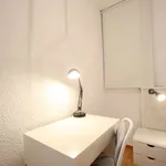 Rent a room of 120 m² in valencia