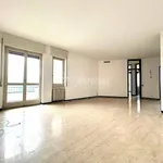 Rent 4 bedroom apartment of 140 m² in Cantù