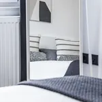 Miete 2 Schlafzimmer wohnung von 55 m² in Düsseldorf