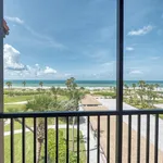 Rent 3 bedroom apartment of 138 m² in Sarasota