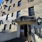 Rent 2 bedroom apartment in Queens