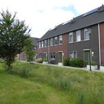 Huur 4 slaapkamer huis van 111 m² in Deltabuurt