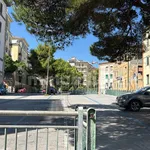 Affitto 5 camera appartamento di 150 m² in Salerno