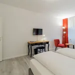 Rent 3 bedroom apartment of 66 m² in Berlin