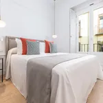 Rent 1 bedroom apartment of 90 m² in Madrid