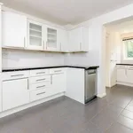 Rent 5 bedroom house in South East England