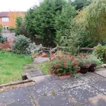 Rent 2 bedroom flat in Oadby and Wigston