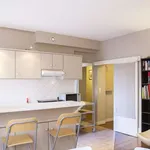 Appartement de 54 m² avec 2 chambre(s) en location à paris