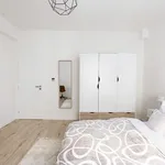 Pronajměte si 1 ložnic/e byt o rozloze 43 m² v Prague