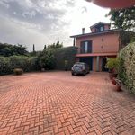 Affittasi Villa, Villa immersa nel verde del Borgo - Annunci Riano (Roma) - Rif.573145