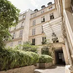 Appartement de 74 m² avec 3 chambre(s) en location à Paris