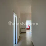 Affitto 3 camera appartamento di 88 m² in Bologna