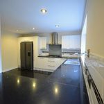 Rent 5 bedroom house in South East England