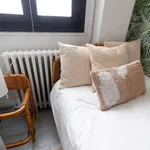 Rent a room of 90 m² in valencia