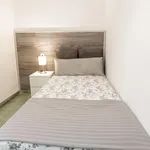 Rent 5 bedroom apartment in Valencia