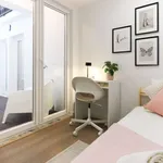 Rent a room in lisbon