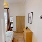 Rent a room of 84 m² in Bordeaux