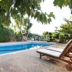 Rent 4 bedroom house of 290 m² in Πηγαδάκια