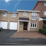 Terraced house to rent in Poppy Close, Luton LU3