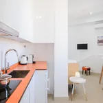 Rent 1 bedroom apartment of 22 m² in Madrid