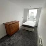 Rent 2 bedroom flat in Salford