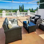 Rent 4 bedroom house of 1200 m² in Marbella