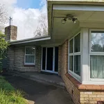 Rent 3 bedroom house in Papakura