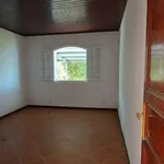 Appartement de 142 m² avec 4 chambre(s) en location à Saint-Leu