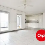 Appartement de 79 m² avec 4 chambre(s) en location à Saint-Priest