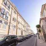 Rent 5 bedroom apartment of 102 m² in Lisbon