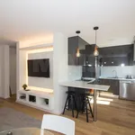 Rent 3 bedroom apartment of 51 m² in Lisbon