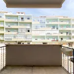 Rent a room of 120 m² in lisbon