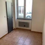 Appartement de 36 m² avec 3 chambre(s) en location à Neuville-aux-Bois