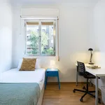 Rent a room of 85 m² in Madrid